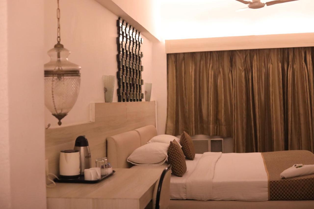 Hotel Samraj Mumbai Exterior photo